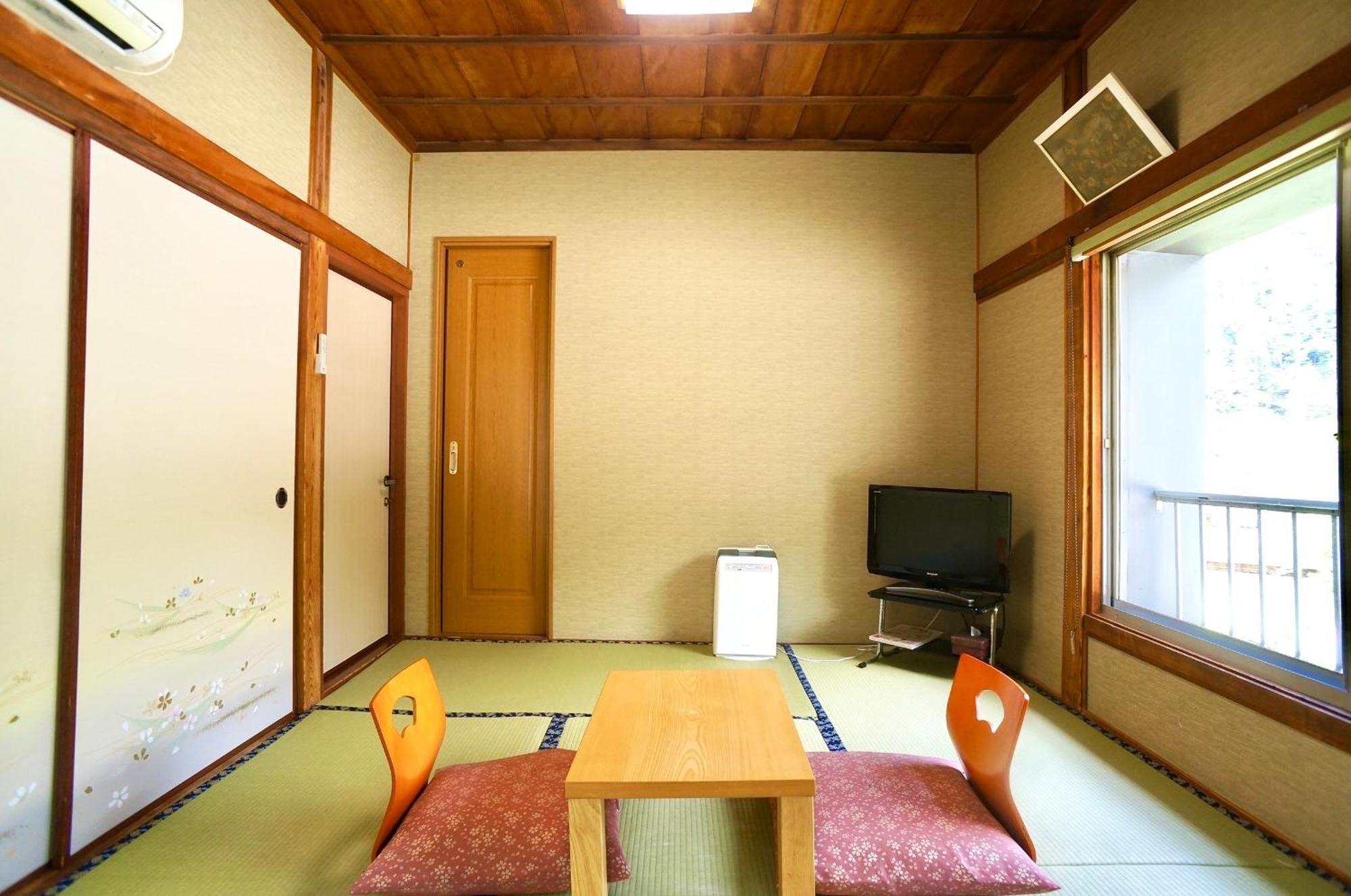 Hotel Takaosou Yufu Esterno foto