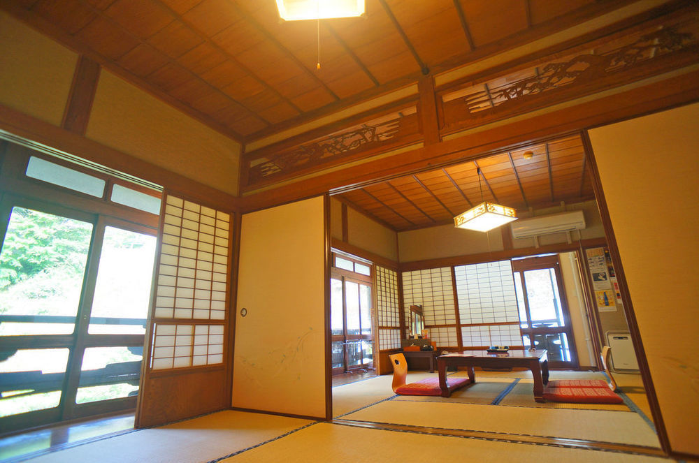 Hotel Takaosou Yufu Esterno foto